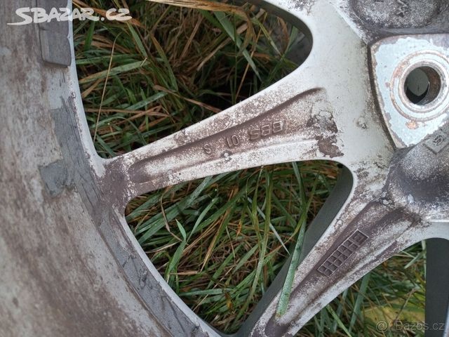 PRODÁM ALU KOLA ORIGINÁL PORSCHE PANAMERA 5X130 - 12