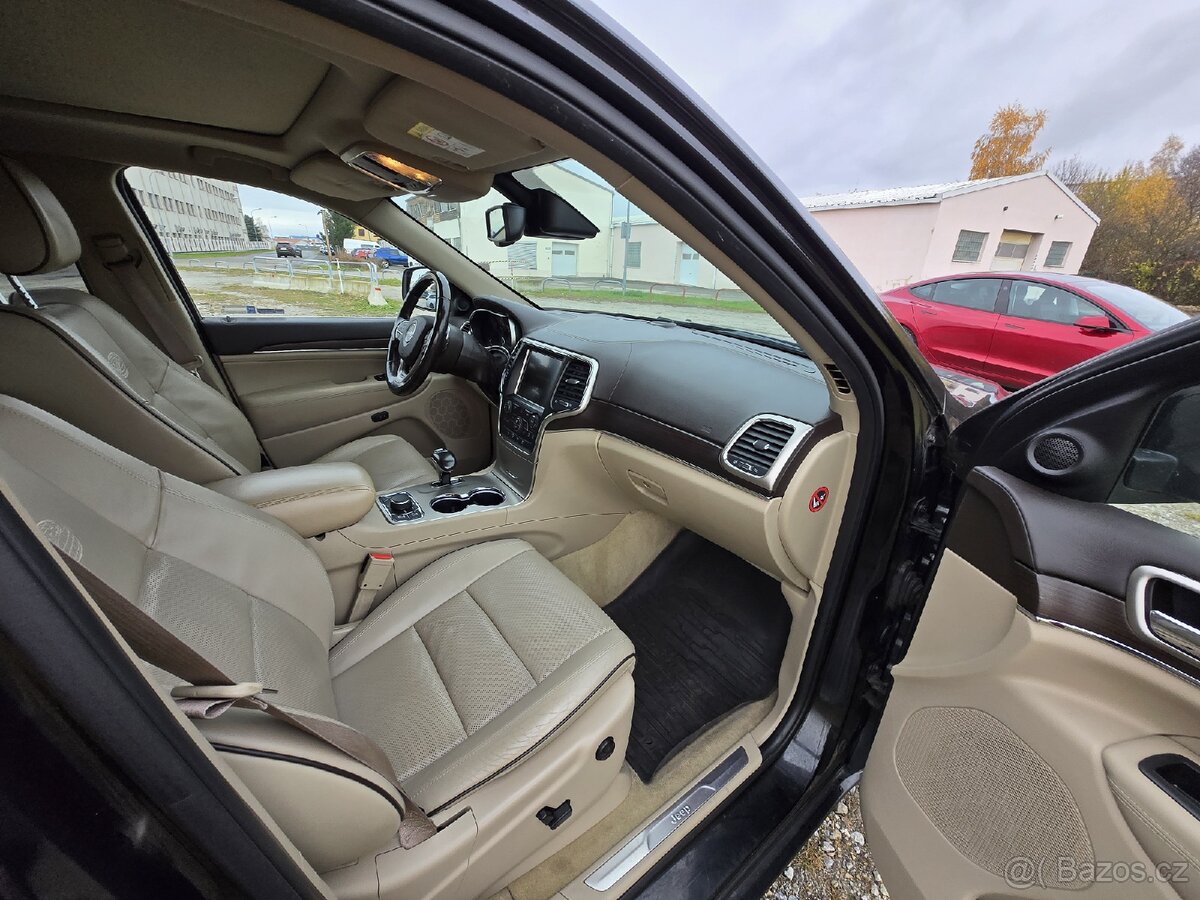 Jeep Grand Cherokee Overland 3.0 CRDi, 184kw, rok 2014 - 12