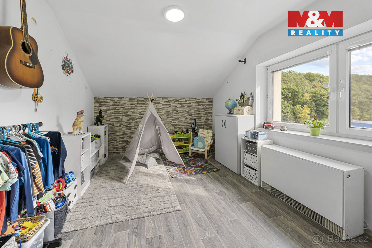 Prodej bytu 5+1, 98 m², Děčín, ul. Sněžnická - 12