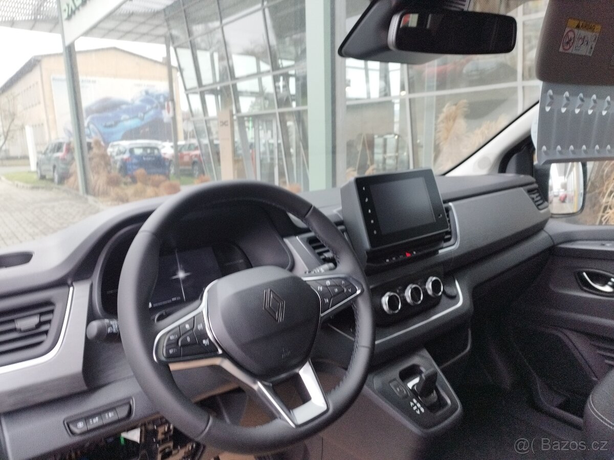 2025 Renault Trafic SpaceClass automat, Escapade. - 12