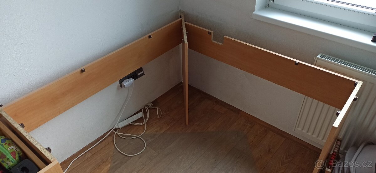 Rohový kancelářský stůl 2x1.46m - 12