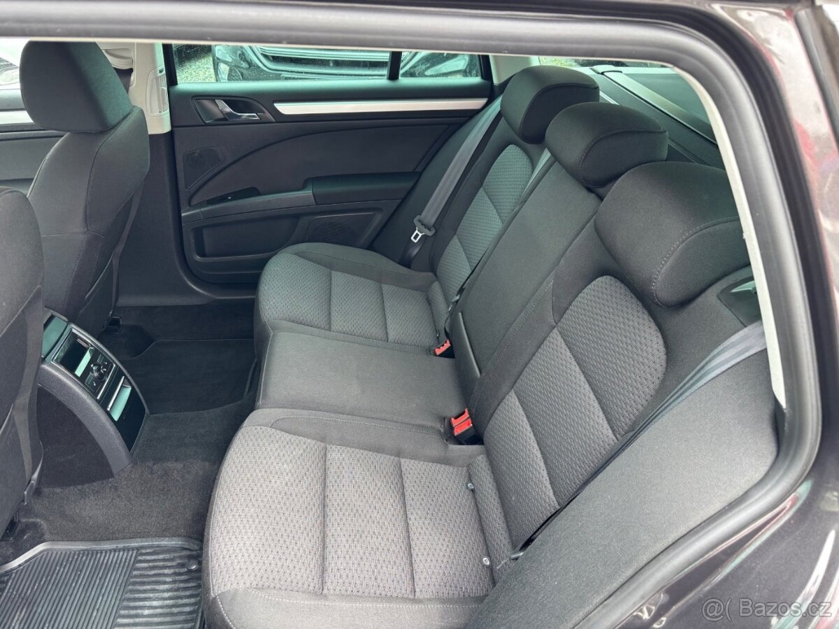 ŠKODA SUPERB 2,0TDi ELEGANCE 1.MAJITEL - 12