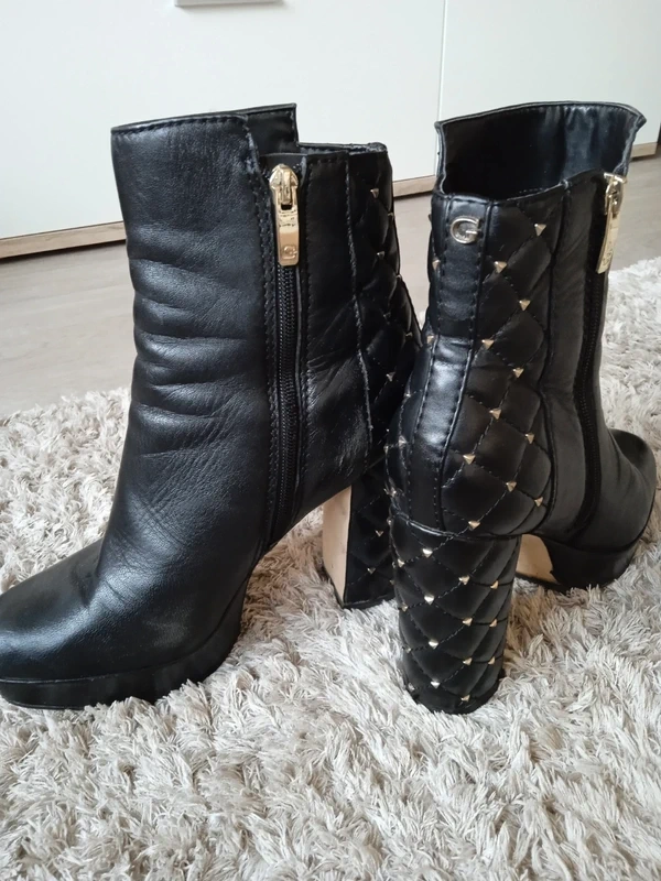 Černé polokozačky zn Guess, vel. 38 - 12