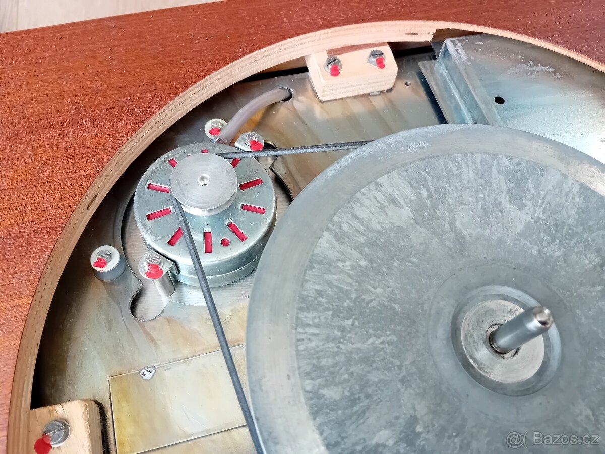 Gramofon Tesla NC 450 - 12