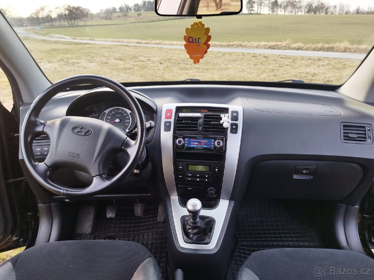 Hyundai Tucson 2.0crdi - 12