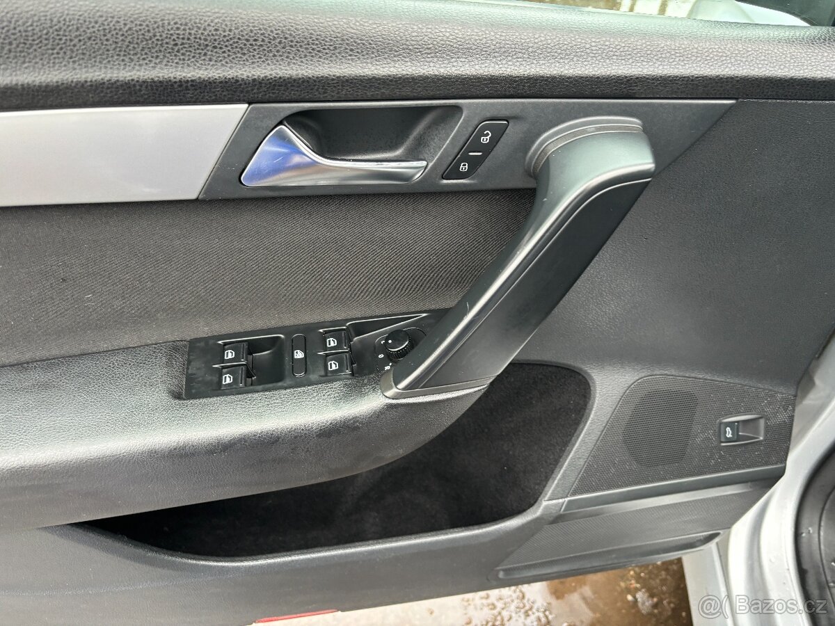 Volkswagen Passat 1.4 TSI - 12