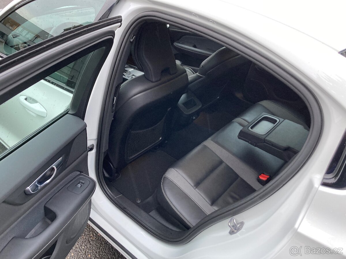 Volvo S60 2.0i T5 184kW AWD R-Design DPH 1maj - 12