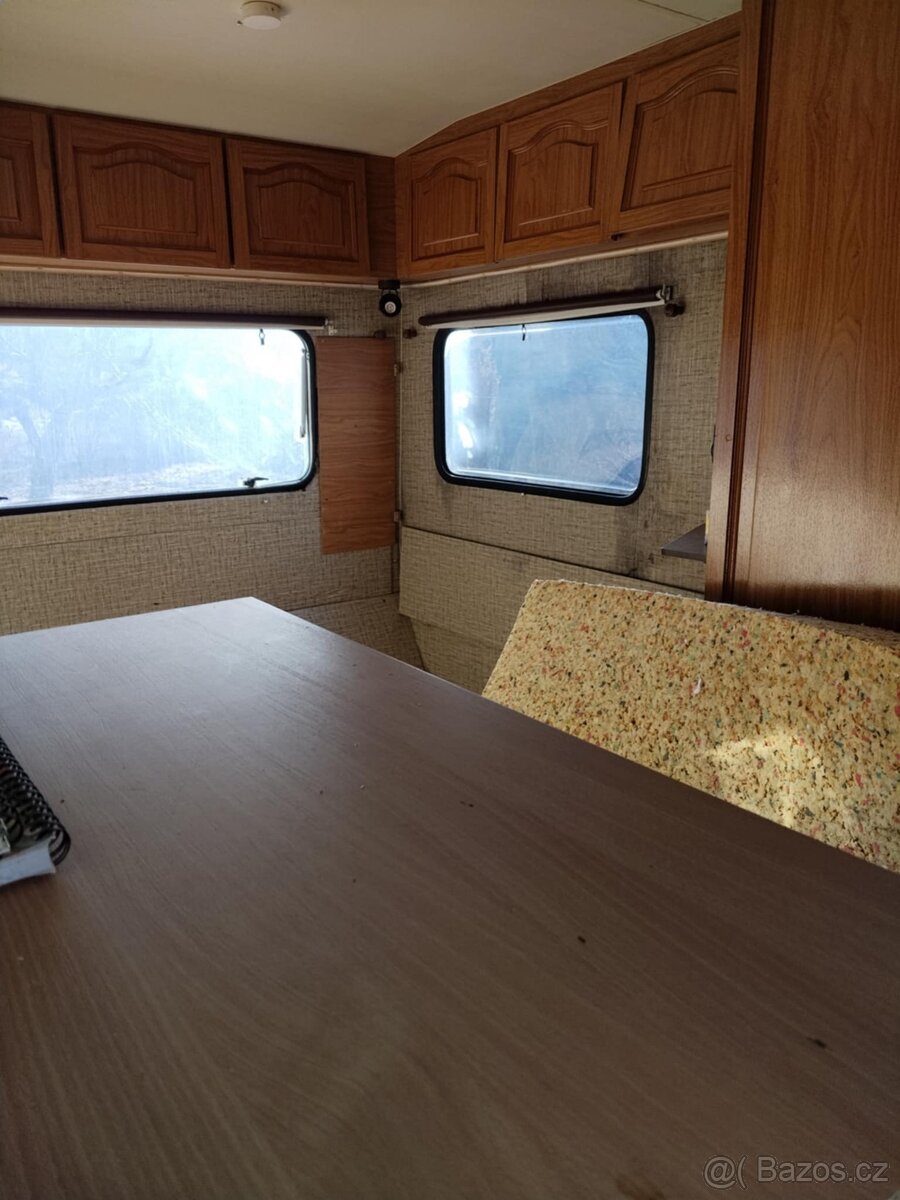 Karavan - 12