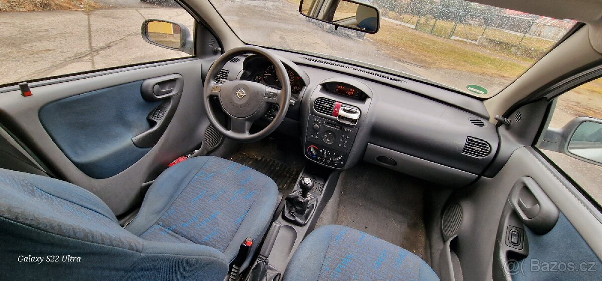 Opel Corsa 1.2.16V COMFORT - 12