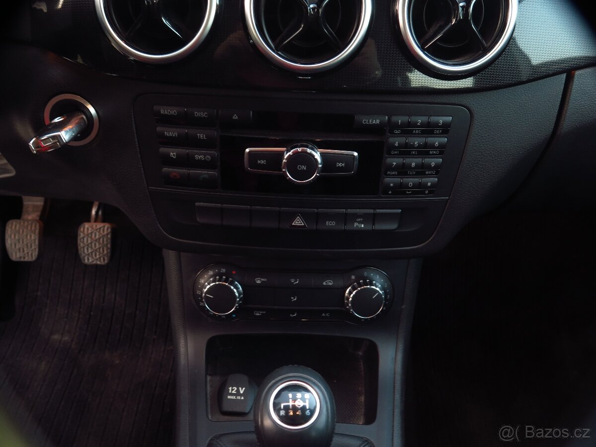 Mercedes – Benz Třída B 1.6i 90 kW - 12