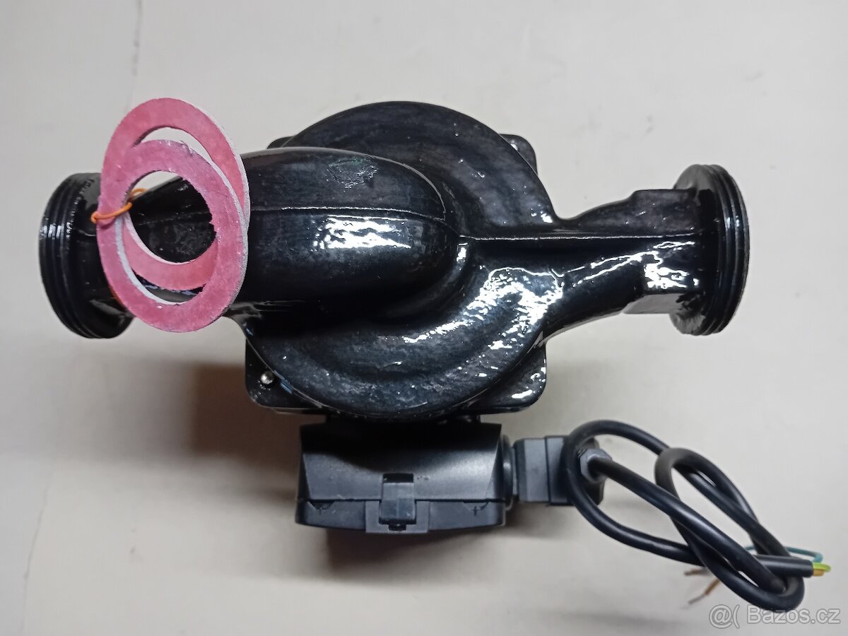 Oběhové čerpadlo IMMERGAS . - 12