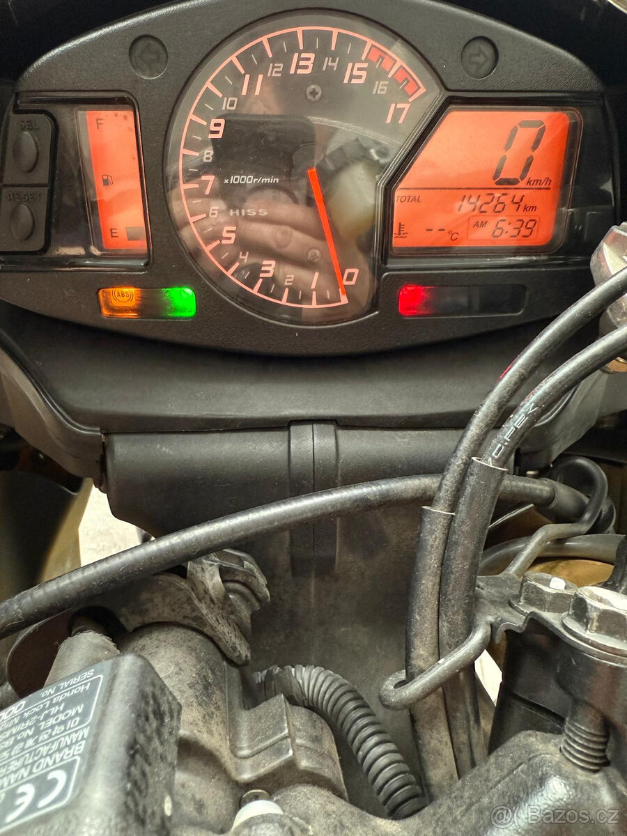 Honda 600 CBR RR ABS - 12