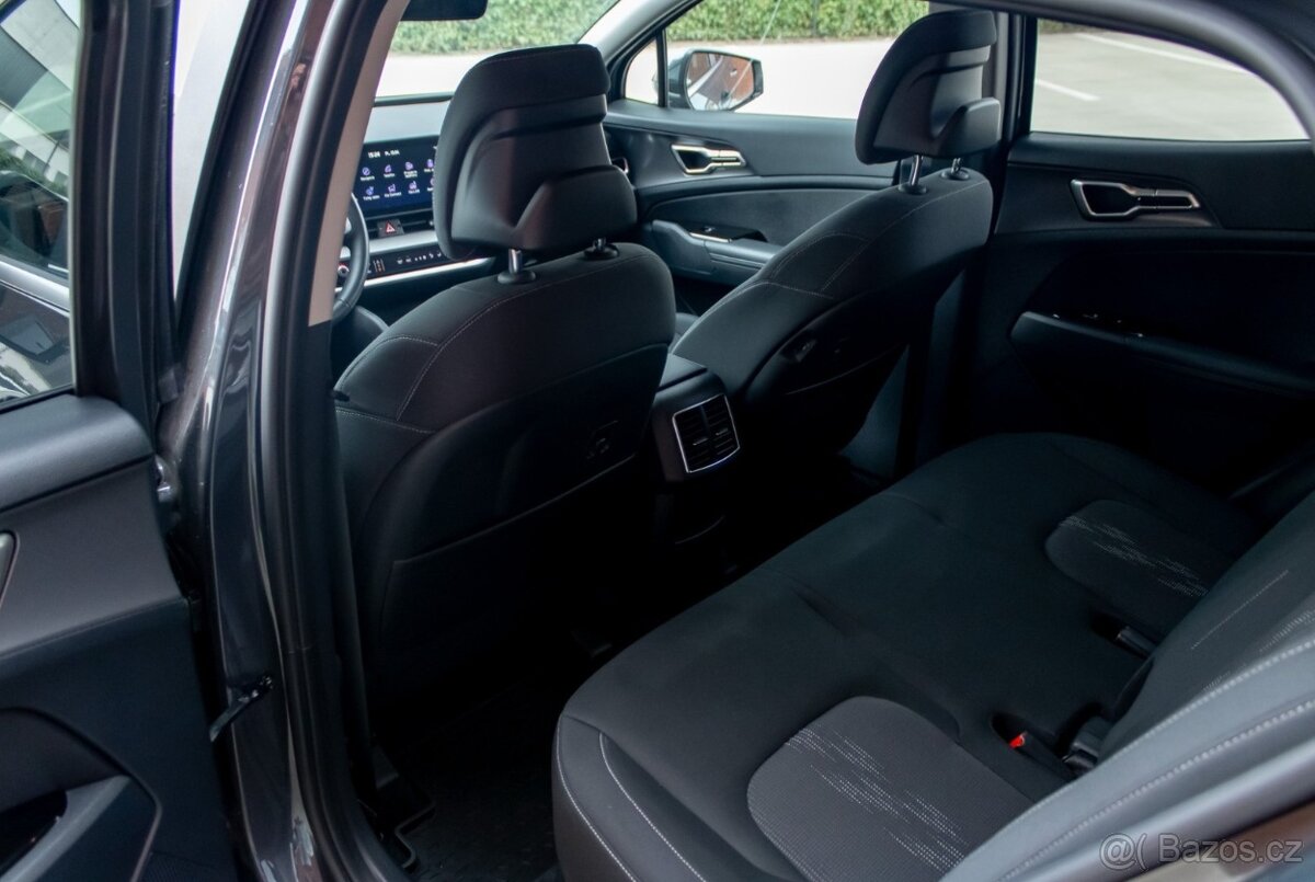 Kia Sportage - 12