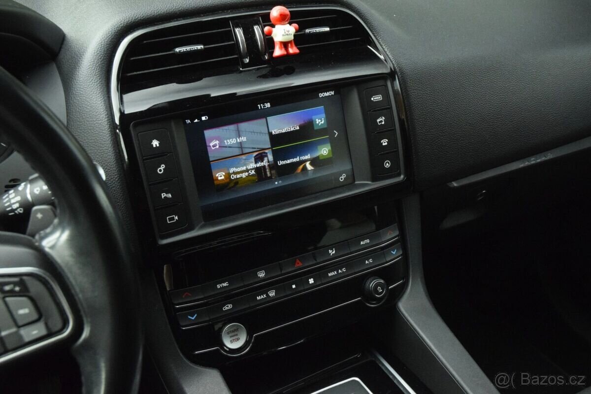 Jaguar F-PACE 3.0d V6 - 12