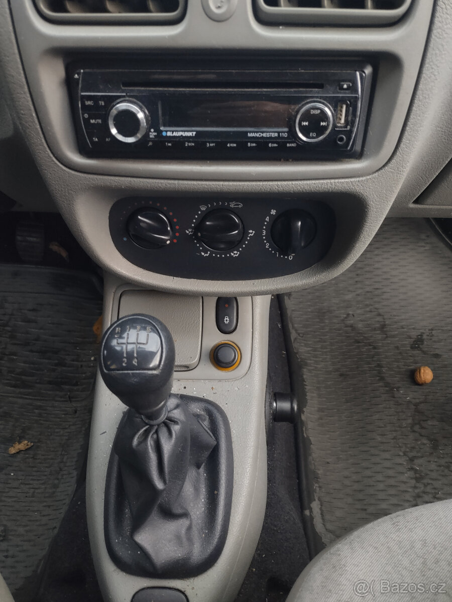 Renault Thalia 1.4i - 12
