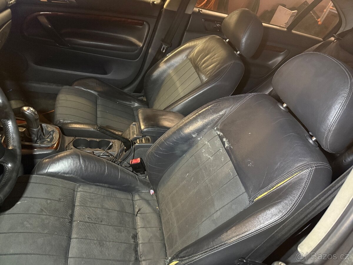 Prodám díly ze Škoda Superb 1 - 12