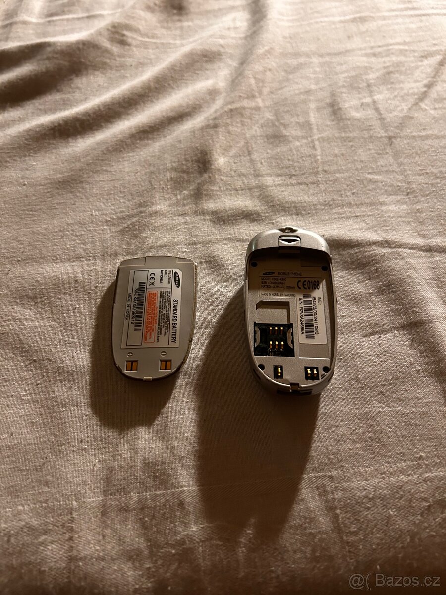 Sada Vintage Telefonů - 12