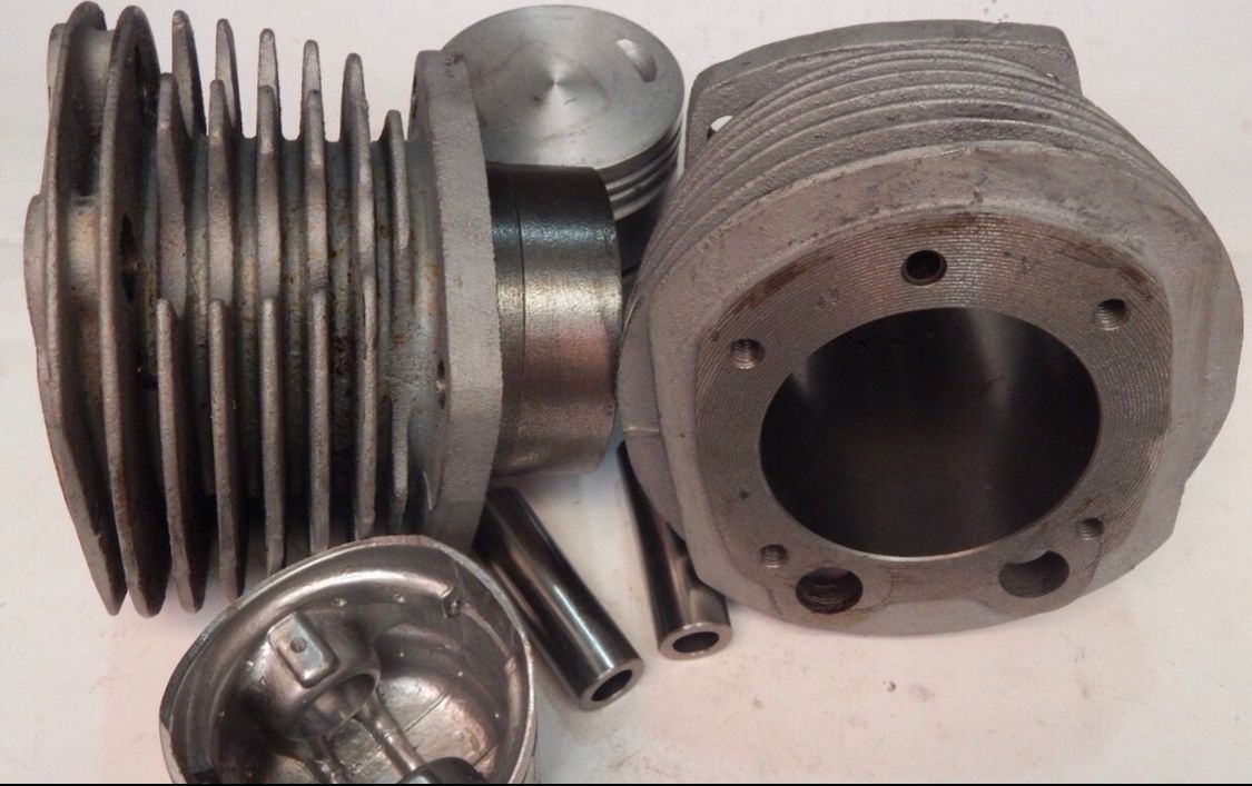 Válce kroužky písty čepy těsnění K750 M72 MW750 MT12 - 12