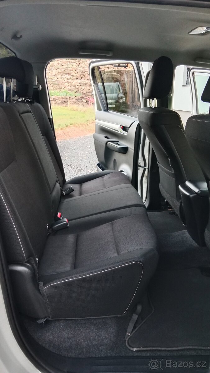 Toyota Hilux 2.4D-4D 110kW, AUTOMAT, 4x4, KOUPENO NOVÉ ČR - 12