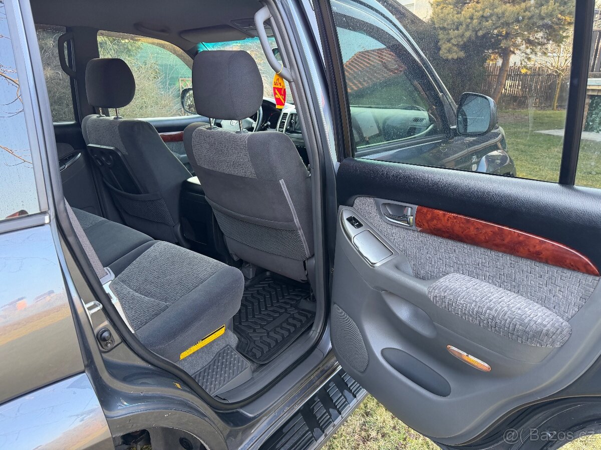 Toyota Land Cruiser 120 3.0 D-4D - 12