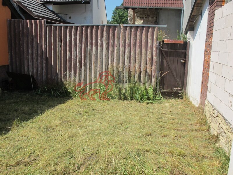 Prodej rodinného domu, okr. Blansko, + zahrada + 2500m2 orná - 12