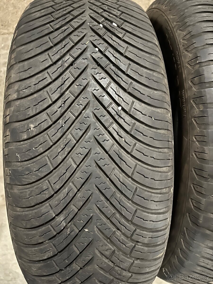 Zimní gumy Vredestein 205/55 R16 - 12