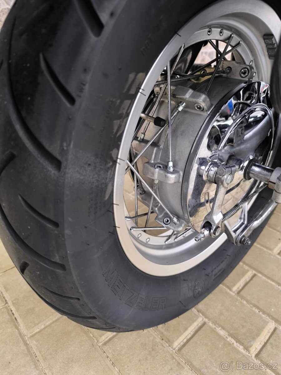 Yamaha XV 1100 Virago - 12