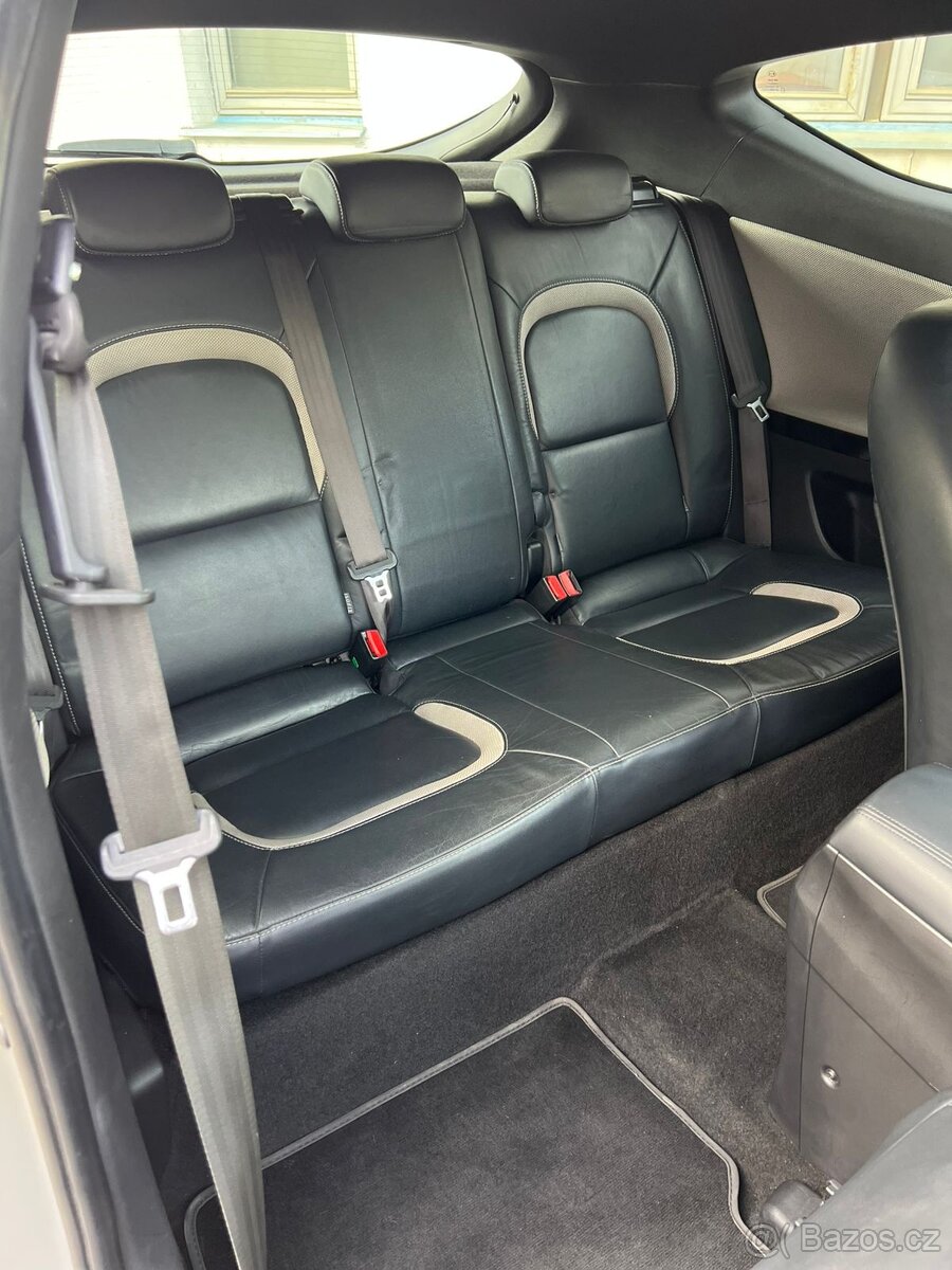 Kia PRO Seed 2013 1.6 CRDI - 12