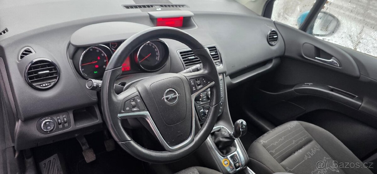 Opel Meriva B 1.4 74kw rok-2010 - 12