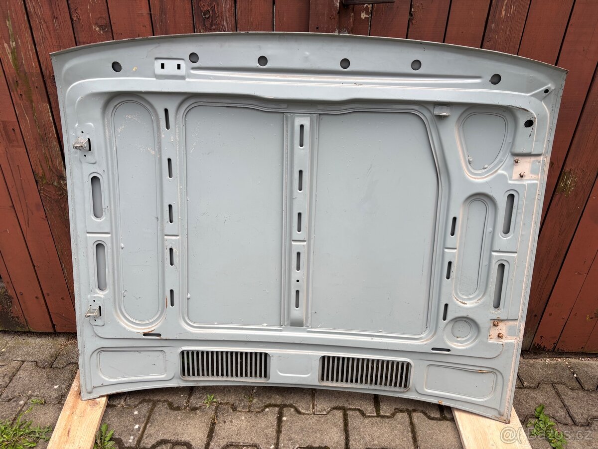 Díly karoserie Škoda 120 - 12