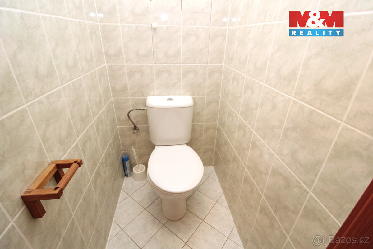 Pronájem bytu 3+kk v Praze, ul. Petržílkova - 12