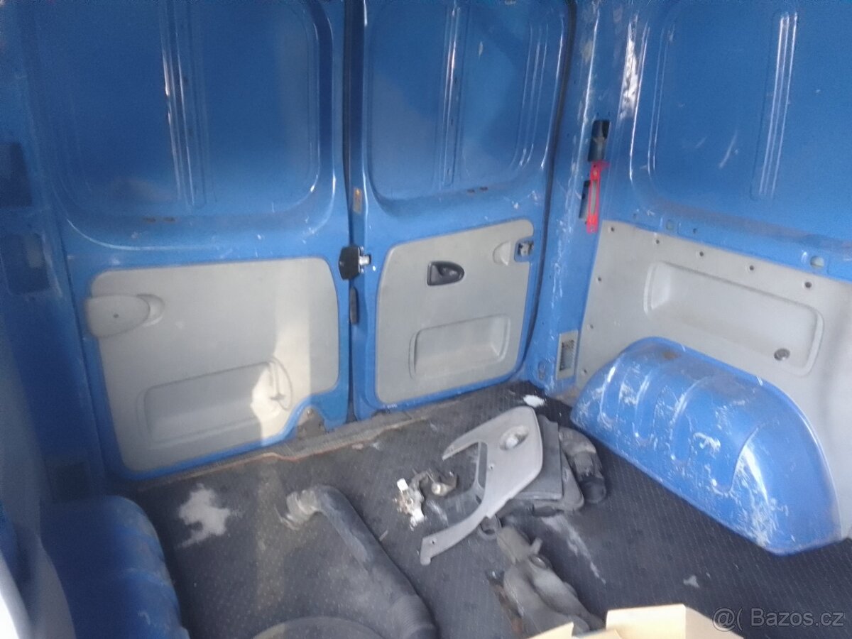 renault trafic 1.9 dci 60kw Motor KO - 12