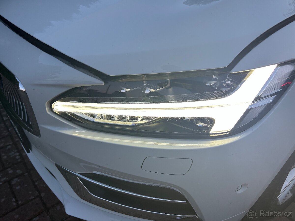 Volvo V90 D4 2.0d 140kw r.v.2017 Inscription full led Top - 12