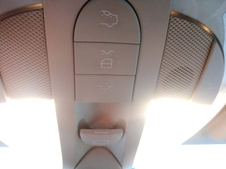 Mercedes Benz W211 E350i 200kw - 12