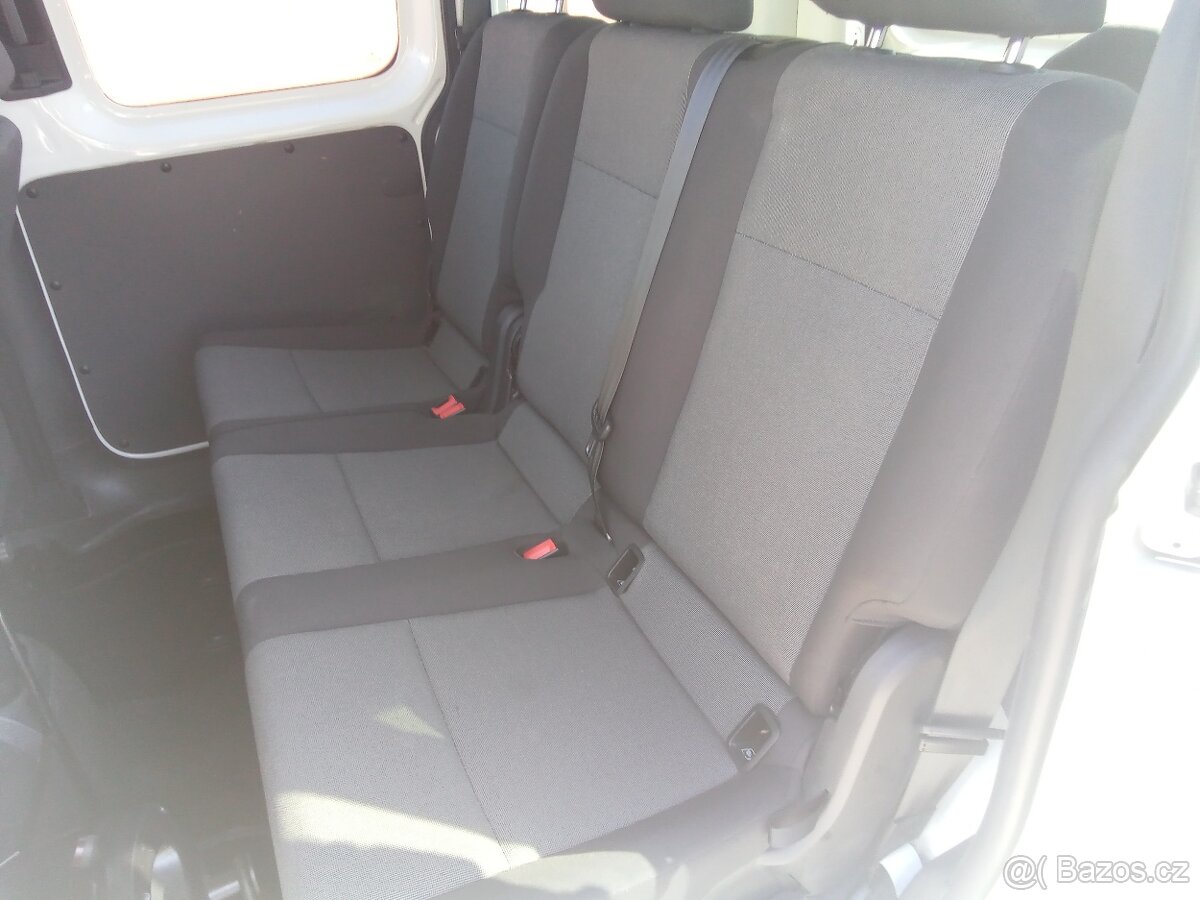 Volkswagen Caddy 2.0TDi, 4MOTION, VÝB.STAV - 12