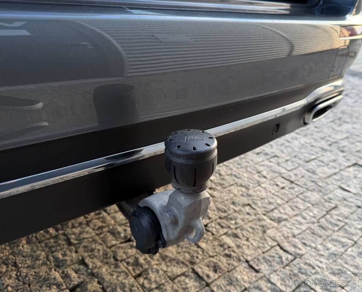 Mercedes-Benz E 220d 4MATIC Combi, r.v. 2022 - 12