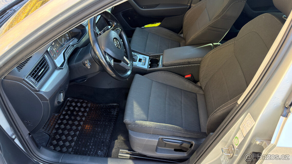 Škoda Superb Combi III (3), 12/2015 , 2.0TDI 110kW automat - 12