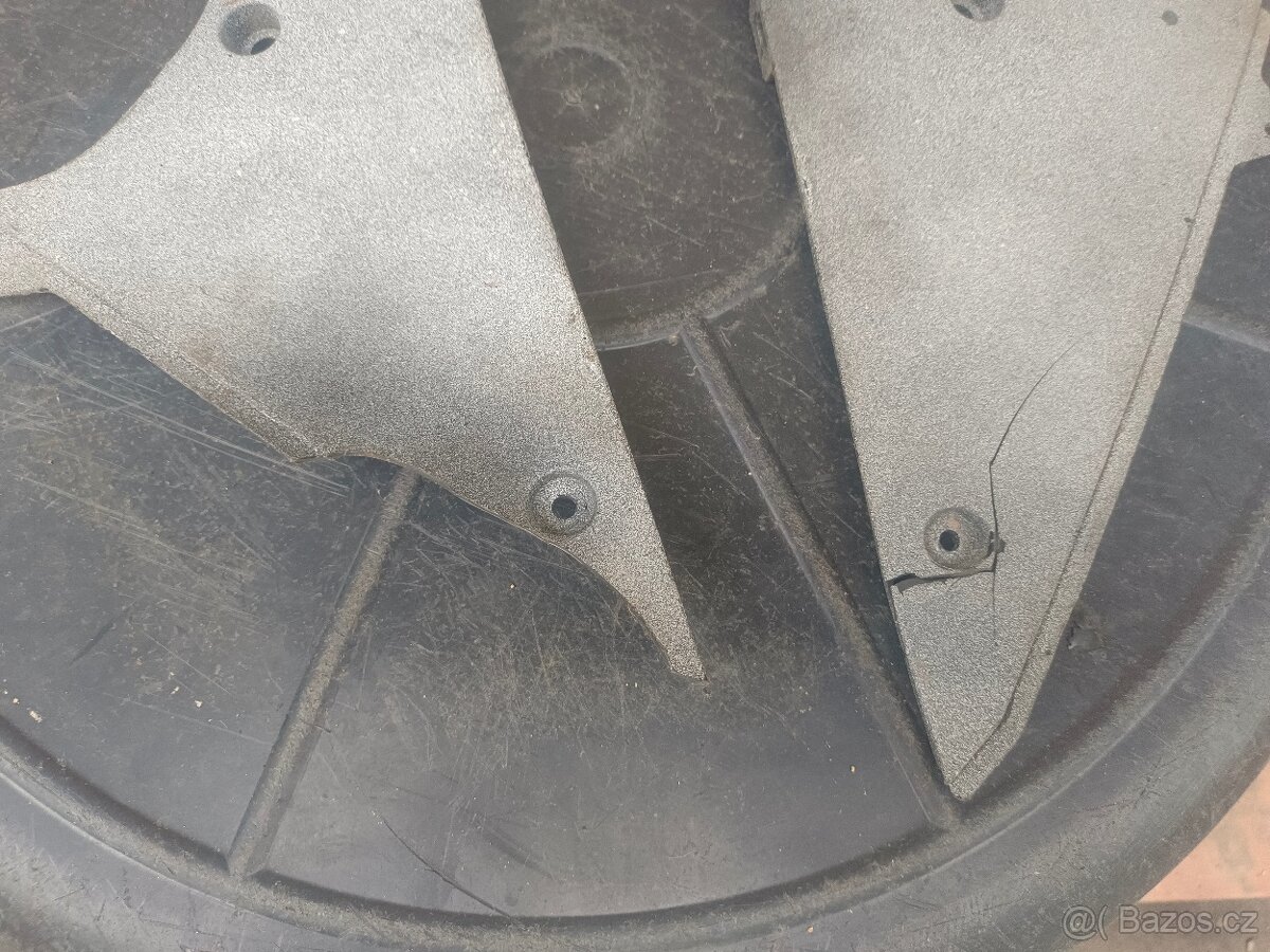 Suzuki GSX-R k1 náhradní díly #9 - 12