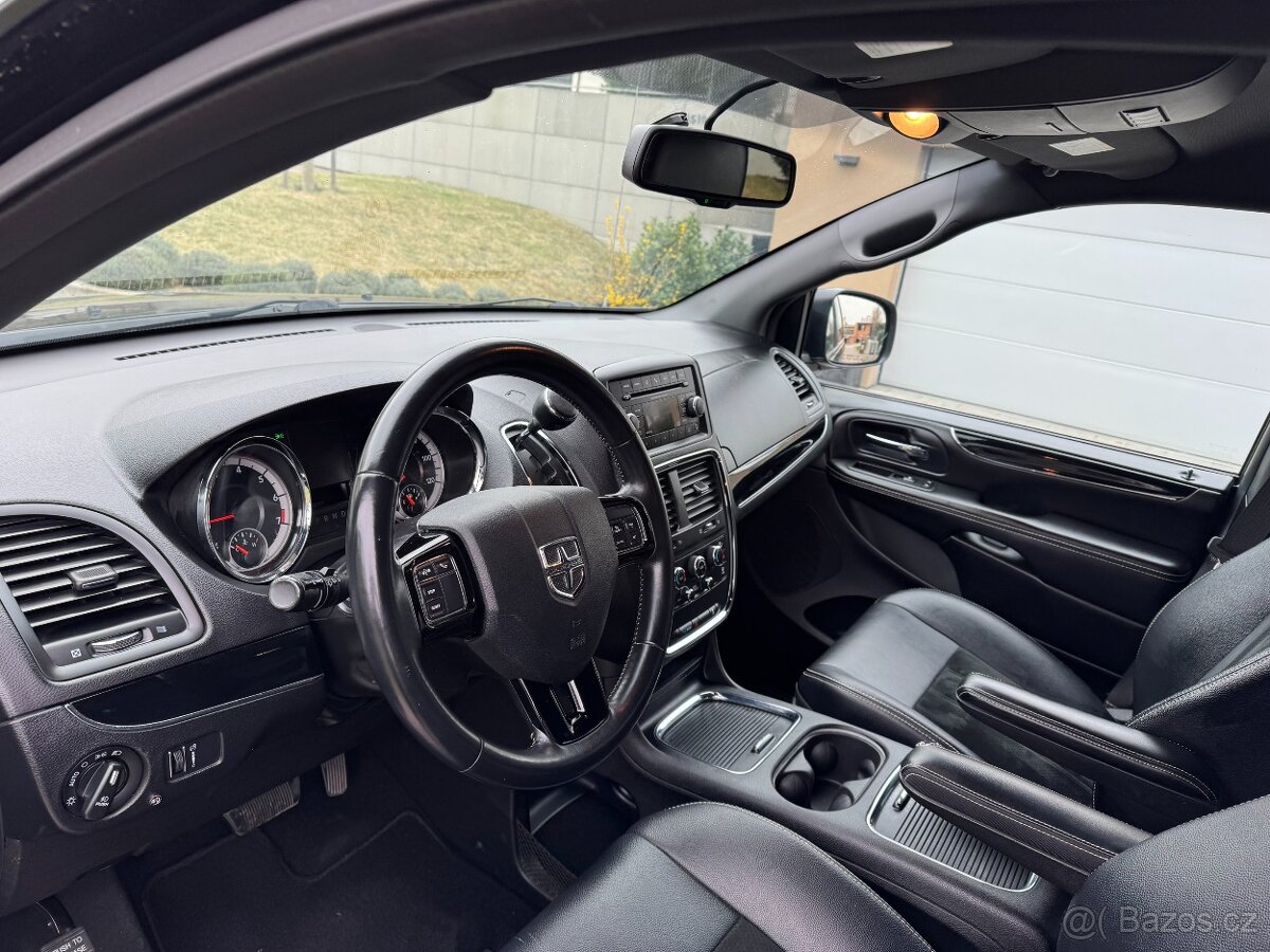 Dodge Grand Caravan 3.6 - 12