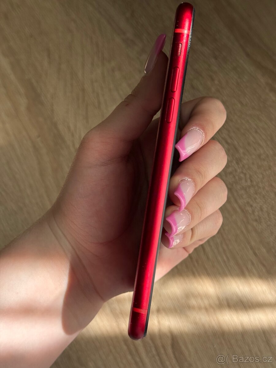 iPhone XR - 12