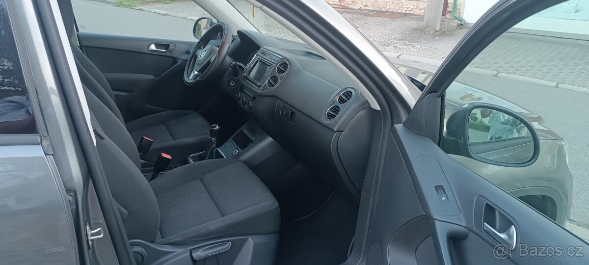 VW Tiguan Trend 1,4tsi-92kw-benzín-navigace - 12