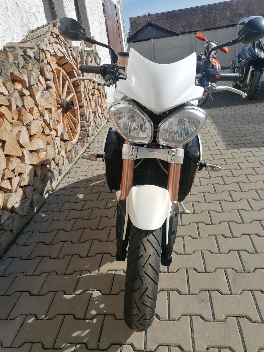 TRIUMPH SPEED TRIPLE 1050 ABS - 12