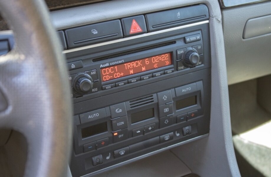 AUDI A4 2.0 TDI QUATTRO - 12