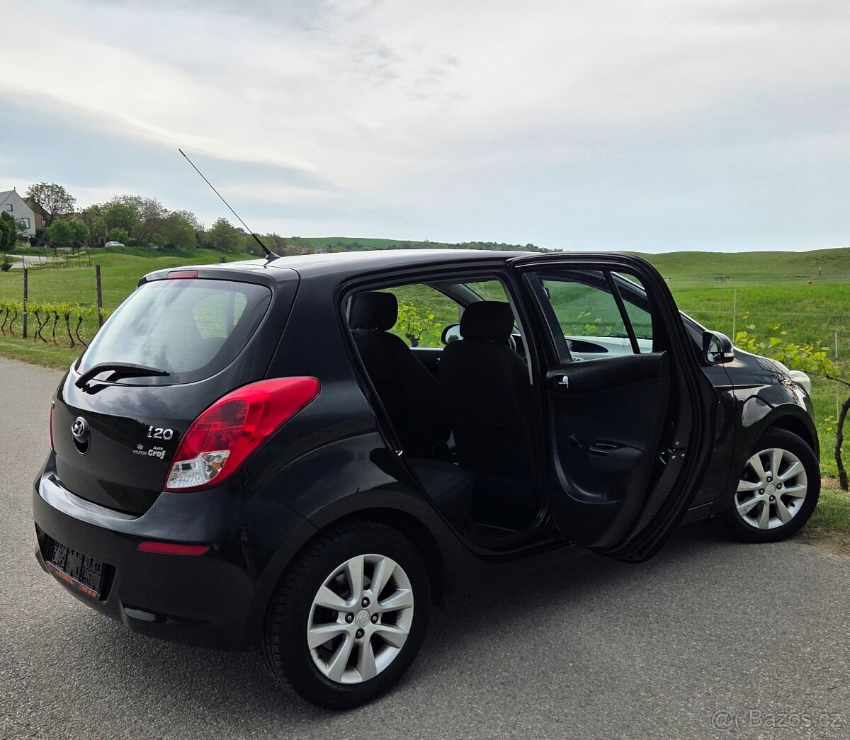 Hyundai i20 1.25 16V 62KW/84PS R.V.05/2013 - 12