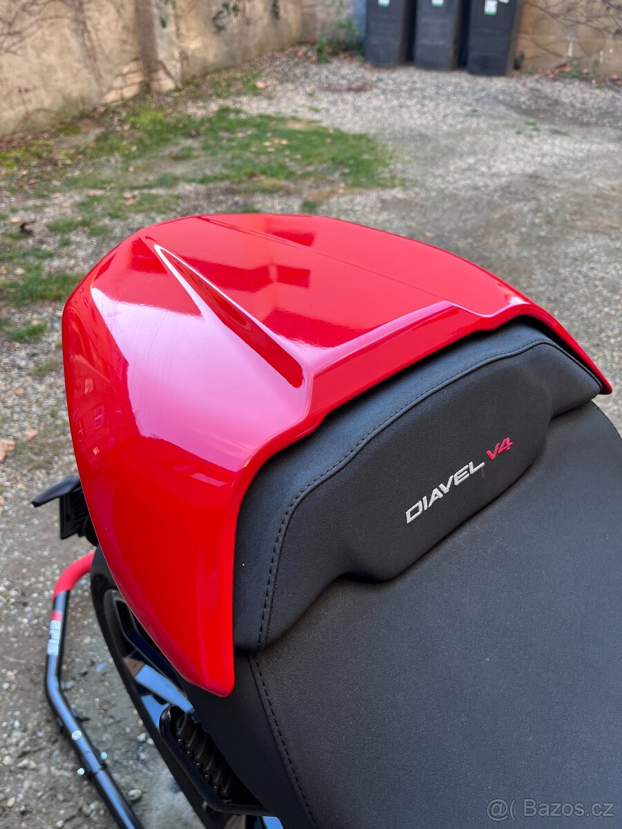 Ducati Diavel V4 - tovární záruka do 4/27 - 12
