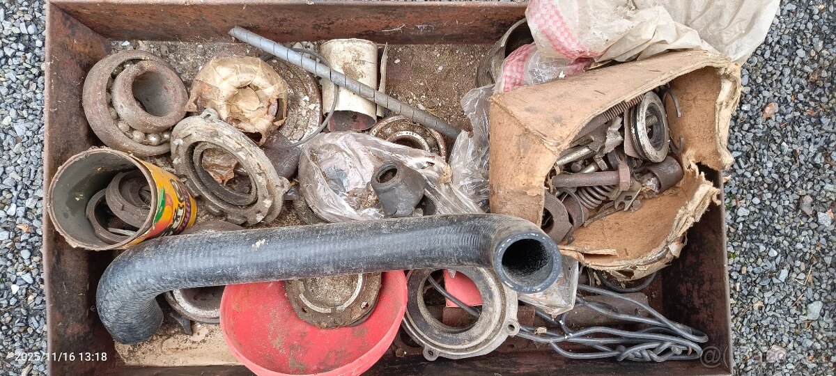 Trabant Prodám díly - 12