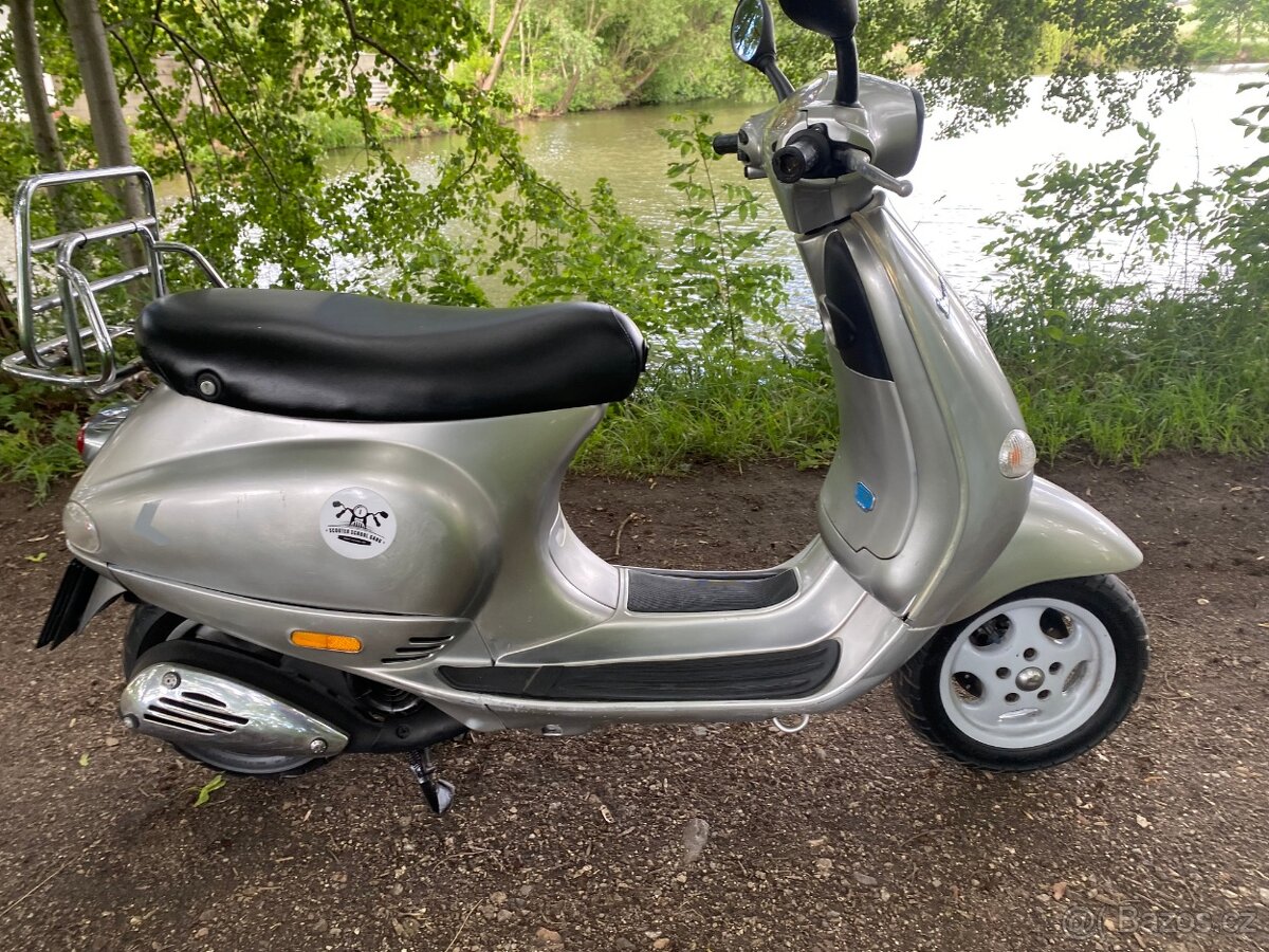 Vespa ET4 150 - 12