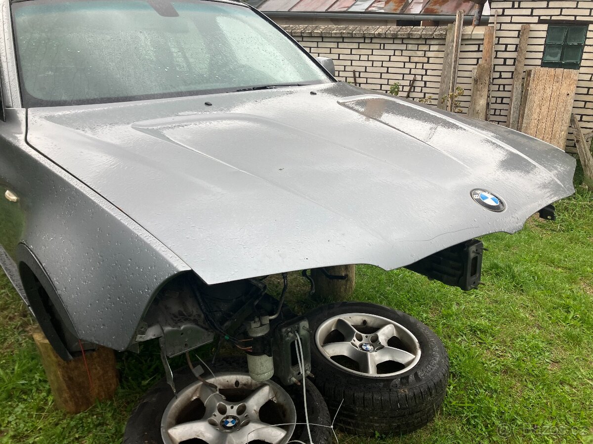 díly na BMW X3 E83 r.v. 2005 komplet plechy, dále dle popisu - 12