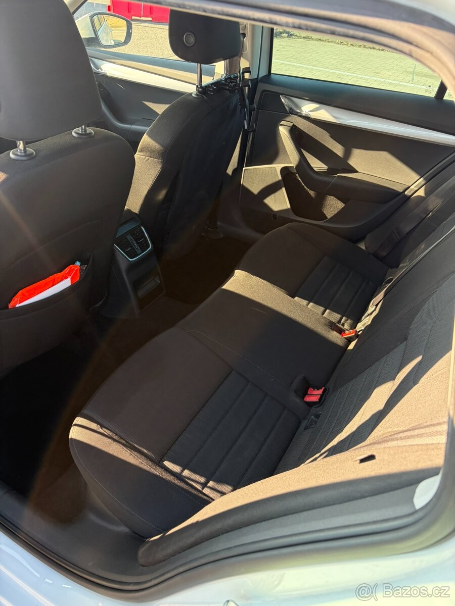 Škoda Octavia - 12