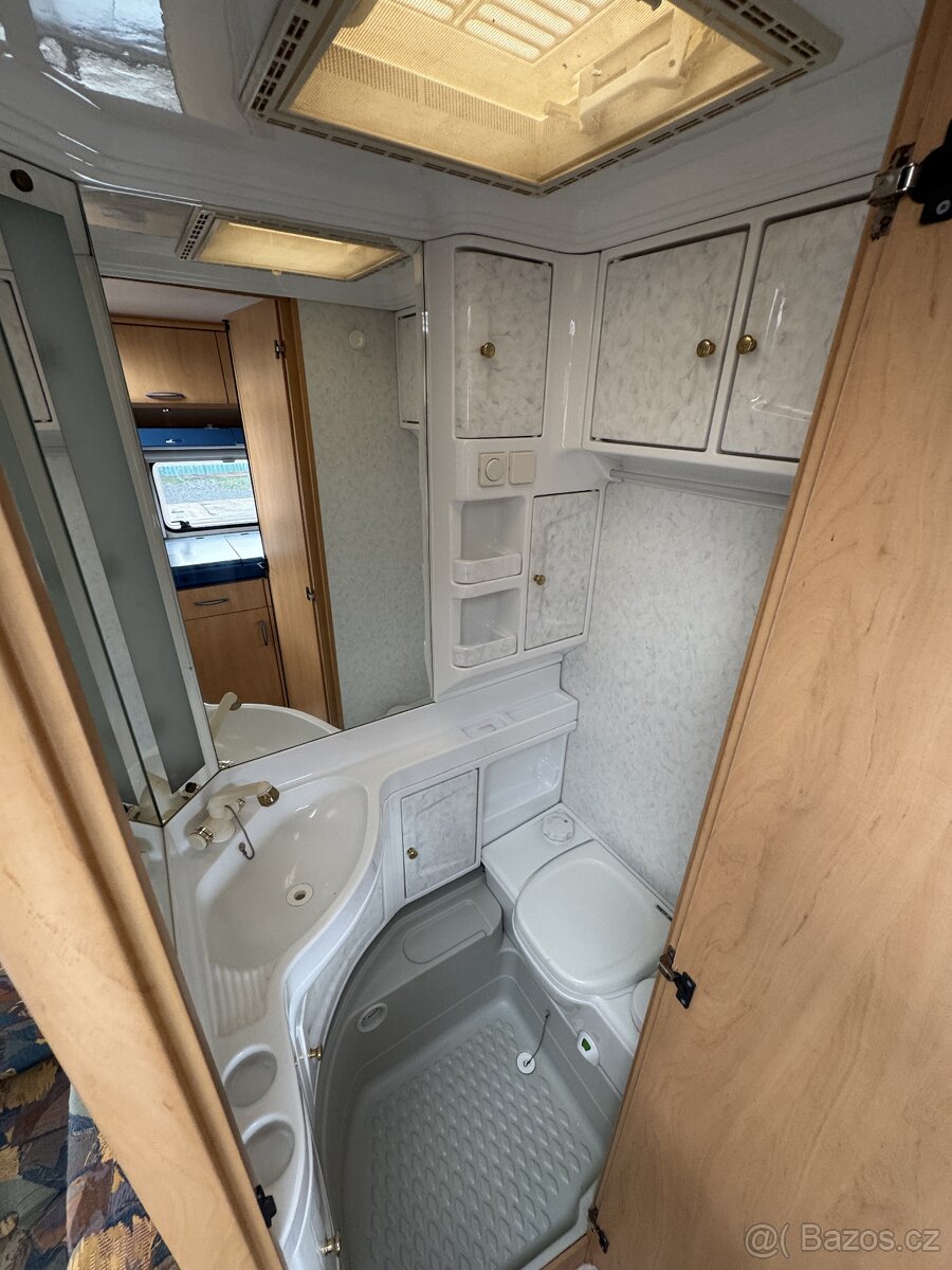 Hobby De Luxe 440 - 12